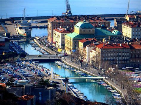 ijerkay|Rijeka – Travel guide at Wikivoyage.